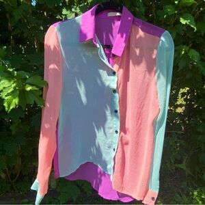 Pastel color-block women’s button-up blouse 🩷🩵